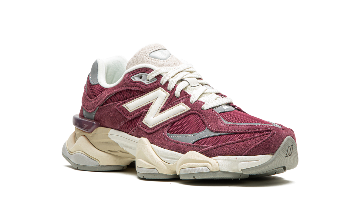 9060 "Washed Burgundy" U9060VNA